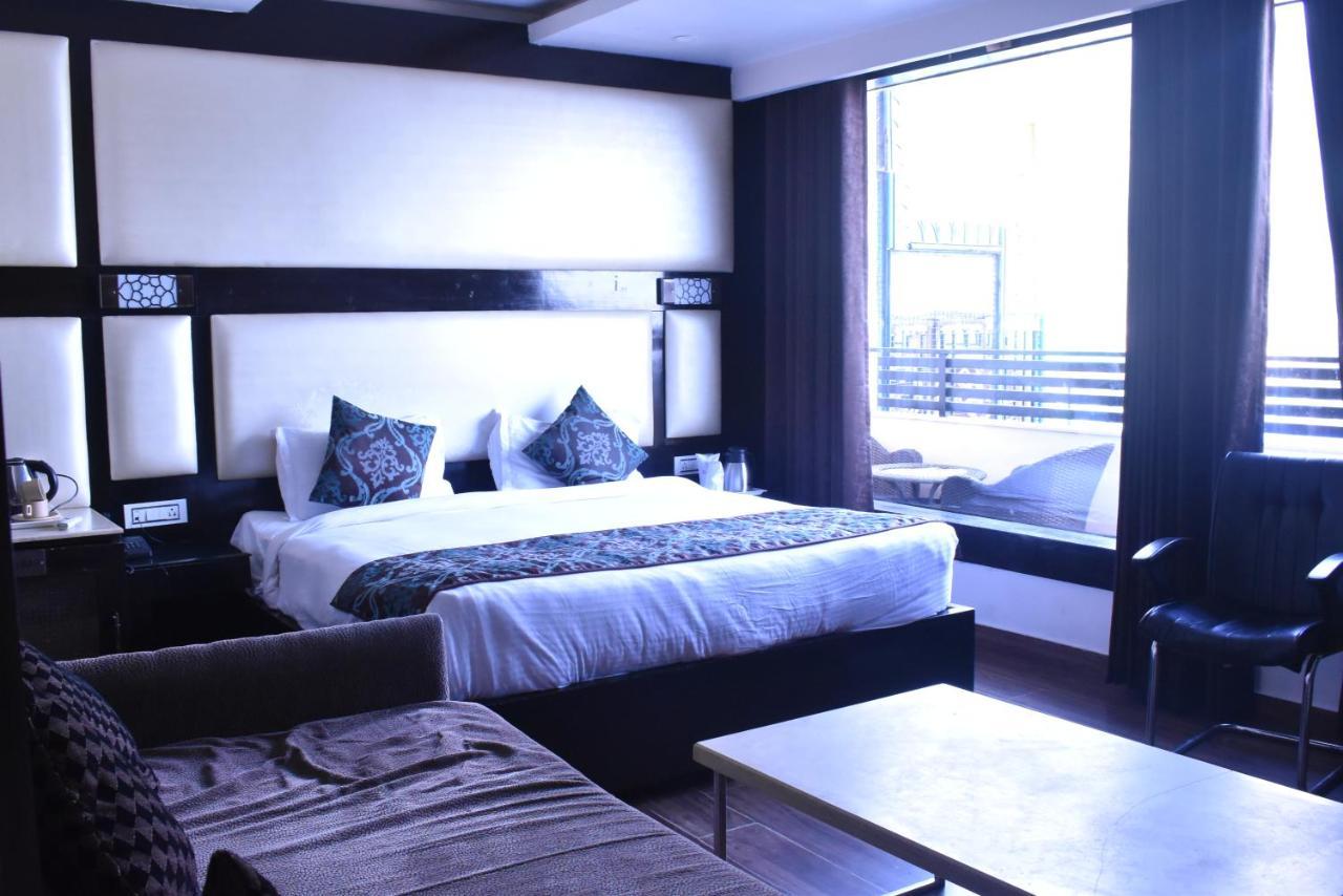 Hotel Black Magic Νταραμσάλα Εξωτερικό φωτογραφία