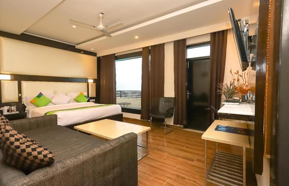 Hotel Black Magic Νταραμσάλα Εξωτερικό φωτογραφία