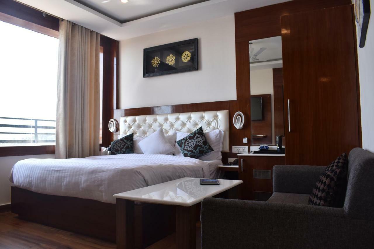 Hotel Black Magic Νταραμσάλα Εξωτερικό φωτογραφία
