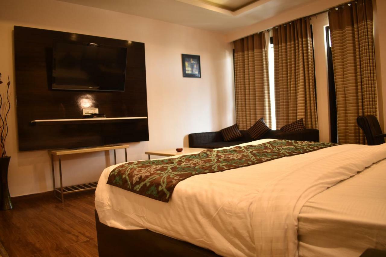Hotel Black Magic Νταραμσάλα Εξωτερικό φωτογραφία