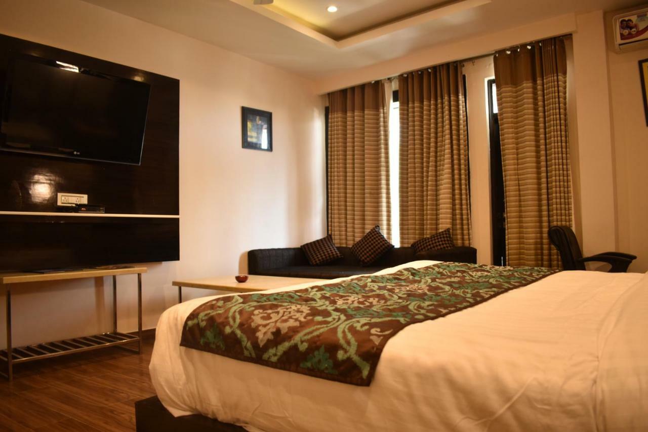 Hotel Black Magic Νταραμσάλα Εξωτερικό φωτογραφία